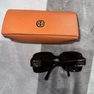 Tory Burch oversized tortoise glasses
